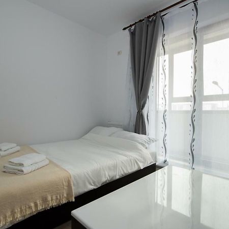 Rezident Militari Apartamento Chiajna Exterior foto