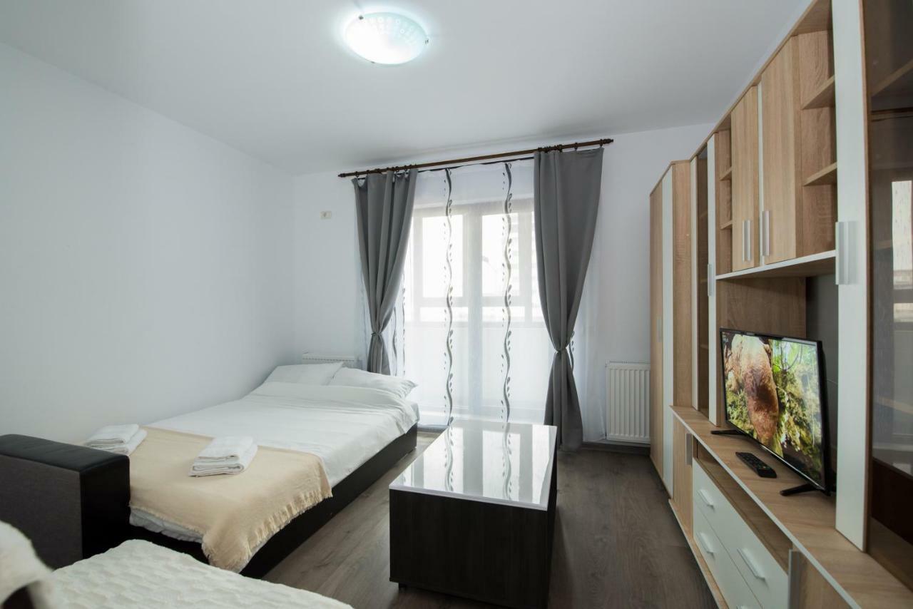 Rezident Militari Apartamento Chiajna Exterior foto