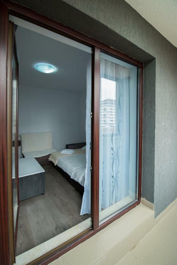 Rezident Militari Apartamento Chiajna Exterior foto