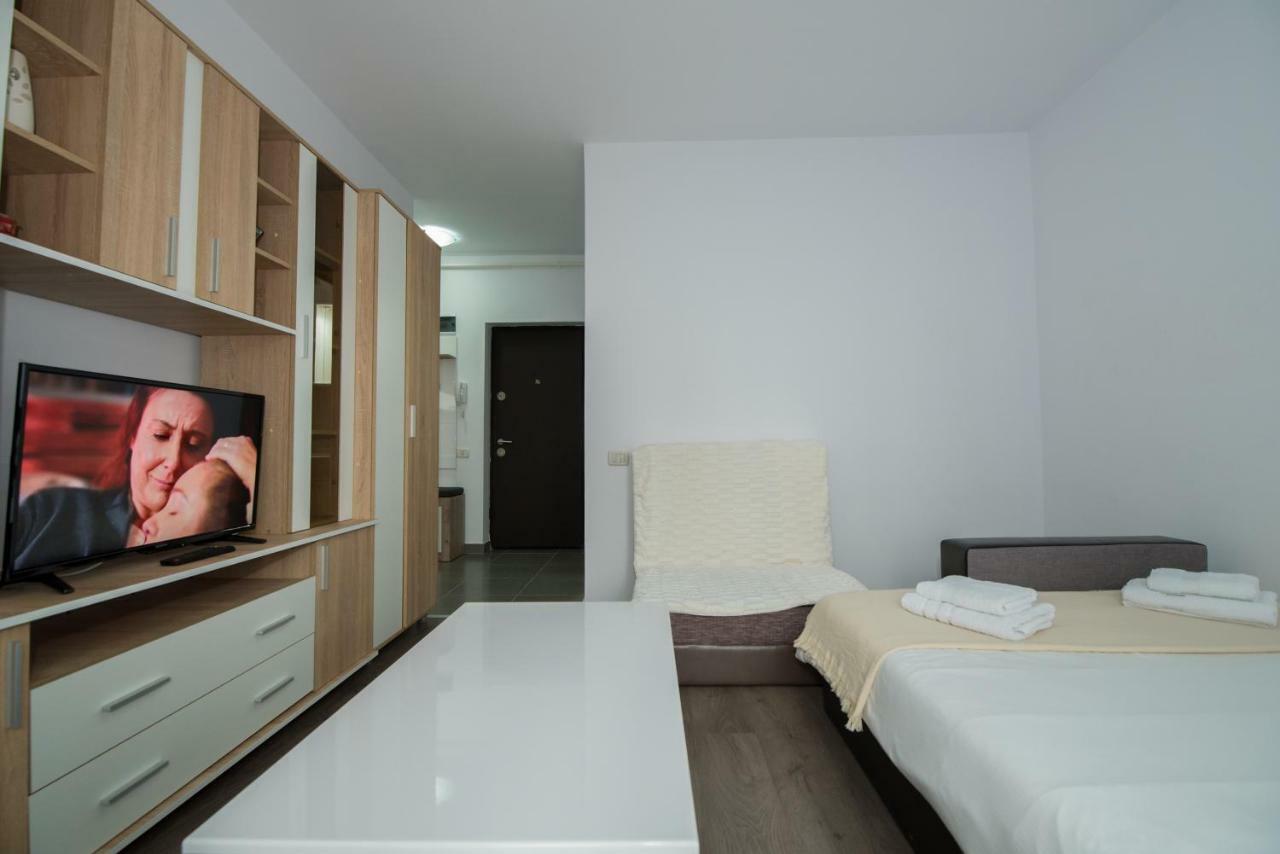 Rezident Militari Apartamento Chiajna Exterior foto