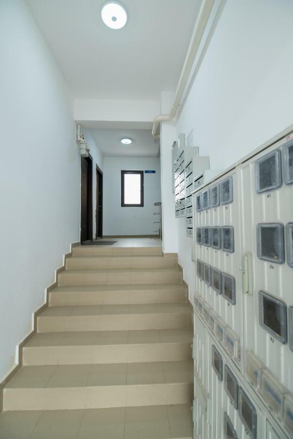 Rezident Militari Apartamento Chiajna Exterior foto